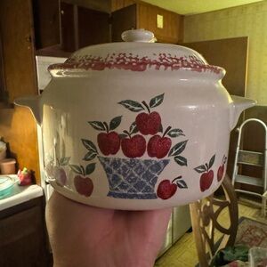 Ceramic Pot with Apple Design